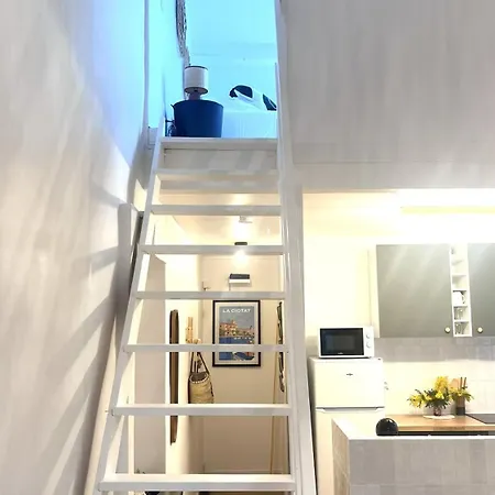 アパート Cocon Renove Avec Mezzanine Au Coeur De ラシオタ
