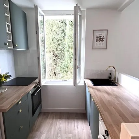 アパート Cocon Renove Avec Mezzanine Au Coeur De *